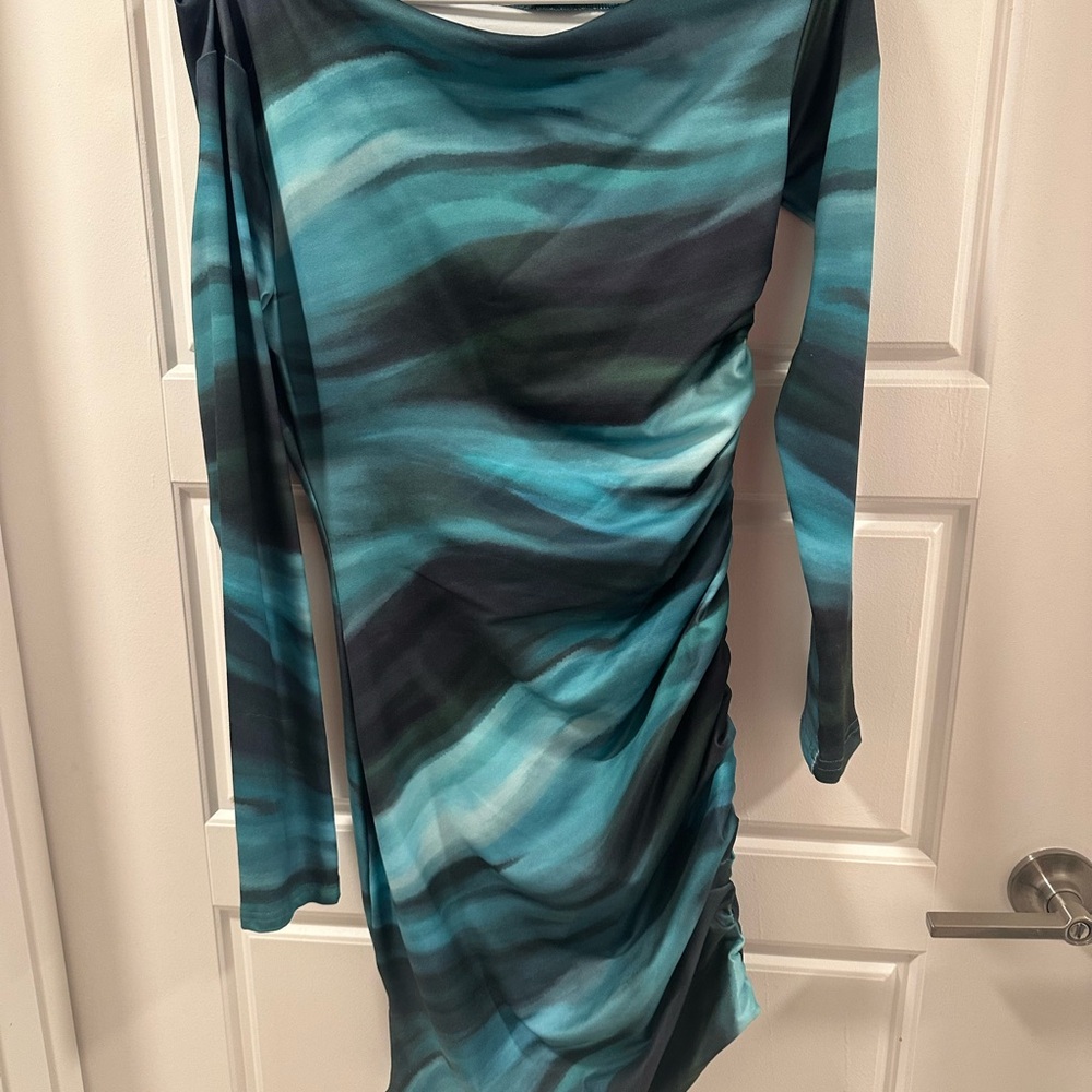 H&M Cream Dress with Silver Details - Picture 4 of 6